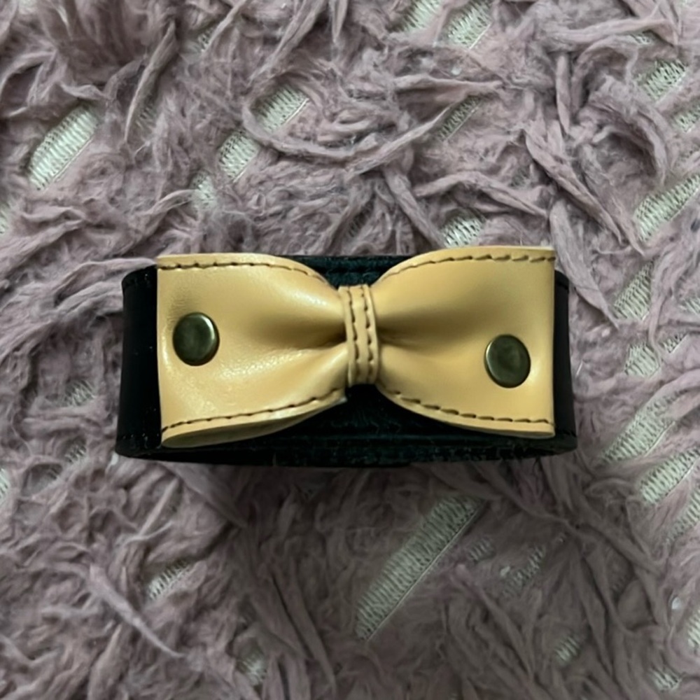 🌟 HOST PICK 🌟 Custom handmade leather cuffs - Picture 4 of 5